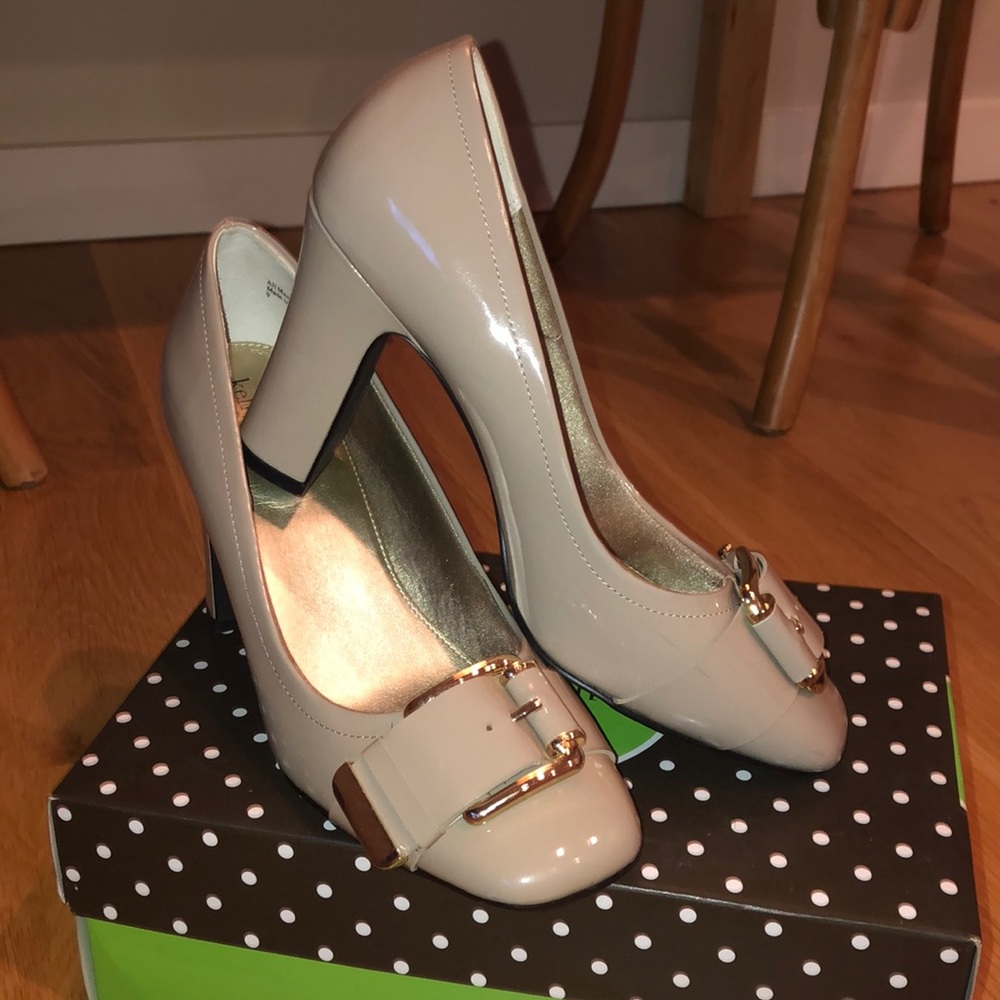 Kelly & Katie pump